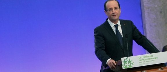 Hollande : "L’Europe pourrait aussi décider d’être une communauté de l’énergie"