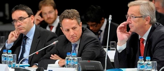 Les Européens divisés, la Grèce sous pression