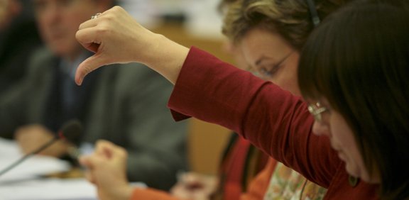 Budget : le Parlement remet en cause l'équilibre de l'accord