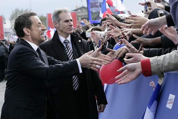 Après Hollande, Sarkozy brise le tabou de la BCE
