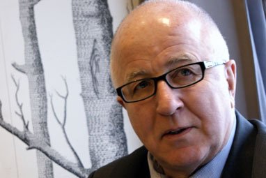 « Je vois mal Sarkozy se sacrifier comme Schröder »