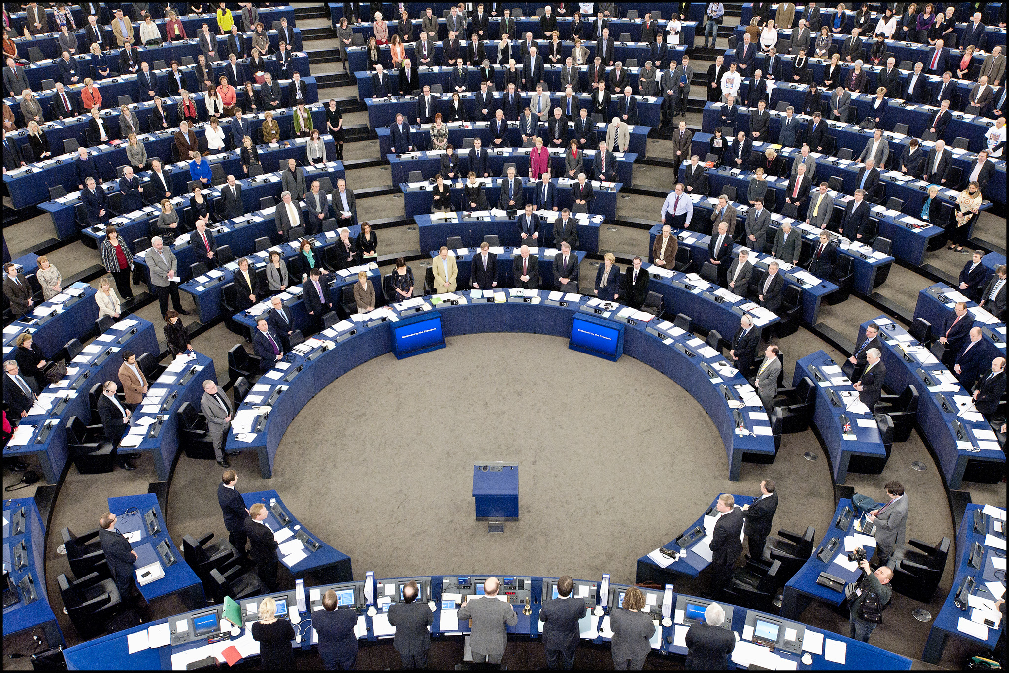 Le Parlement européen entérine la nouvelle directive antitabac