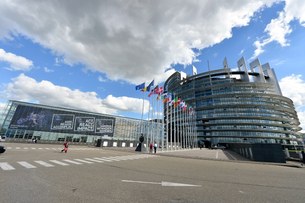 Débat d’urgence au Parlement européen suite à l’attentat contre Charlie Hebdo 