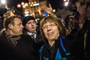 Catherine Ashton souhaite un dialogue entre Ianoukovitch et l’opposition