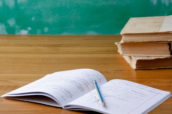 Haro sur la réforme des écoles européennes