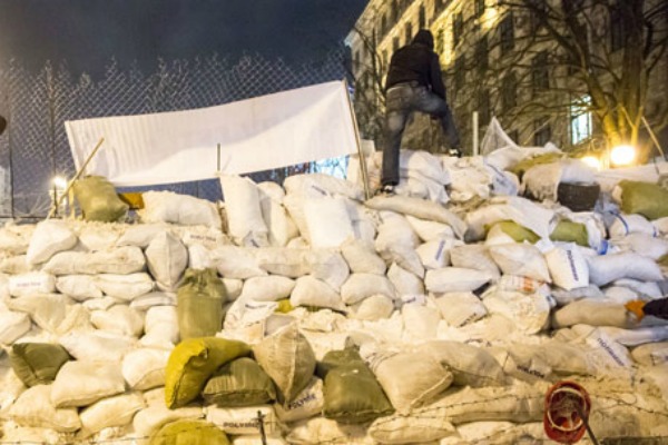 La France manifeste son soutien à l'opposition ukrainienne