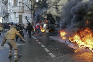 L'UE appelée à réagir face aux violences en Ukraine