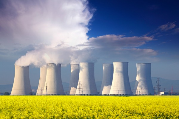 La Cour des comptes alerte sur le coût du nucléaire en France