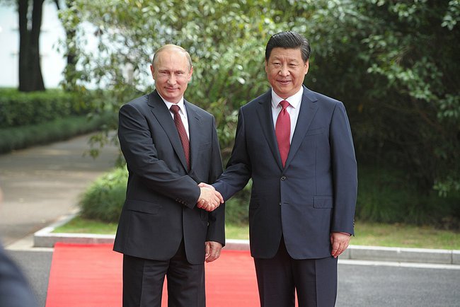 Vladimir Putin and Xi Jinping