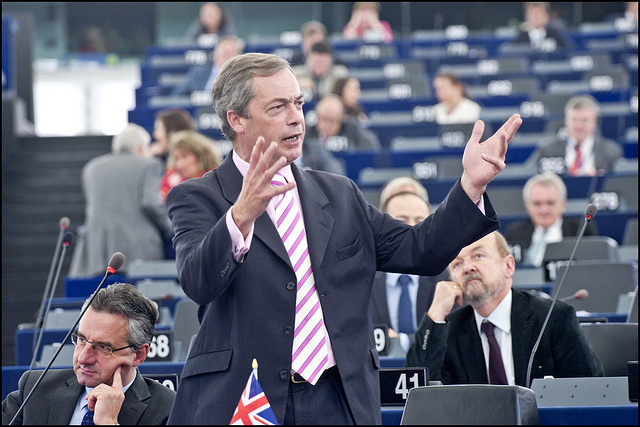 Les Verts soutiennent Farage dans la bataille des postes au Parlement européen