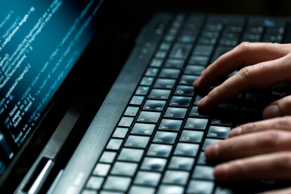 La Commission souhaite instaurer des cours de programmation pour les jeunes