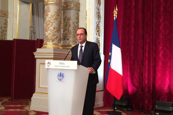 Hollande appelle à un compromis audacieux sur le climat