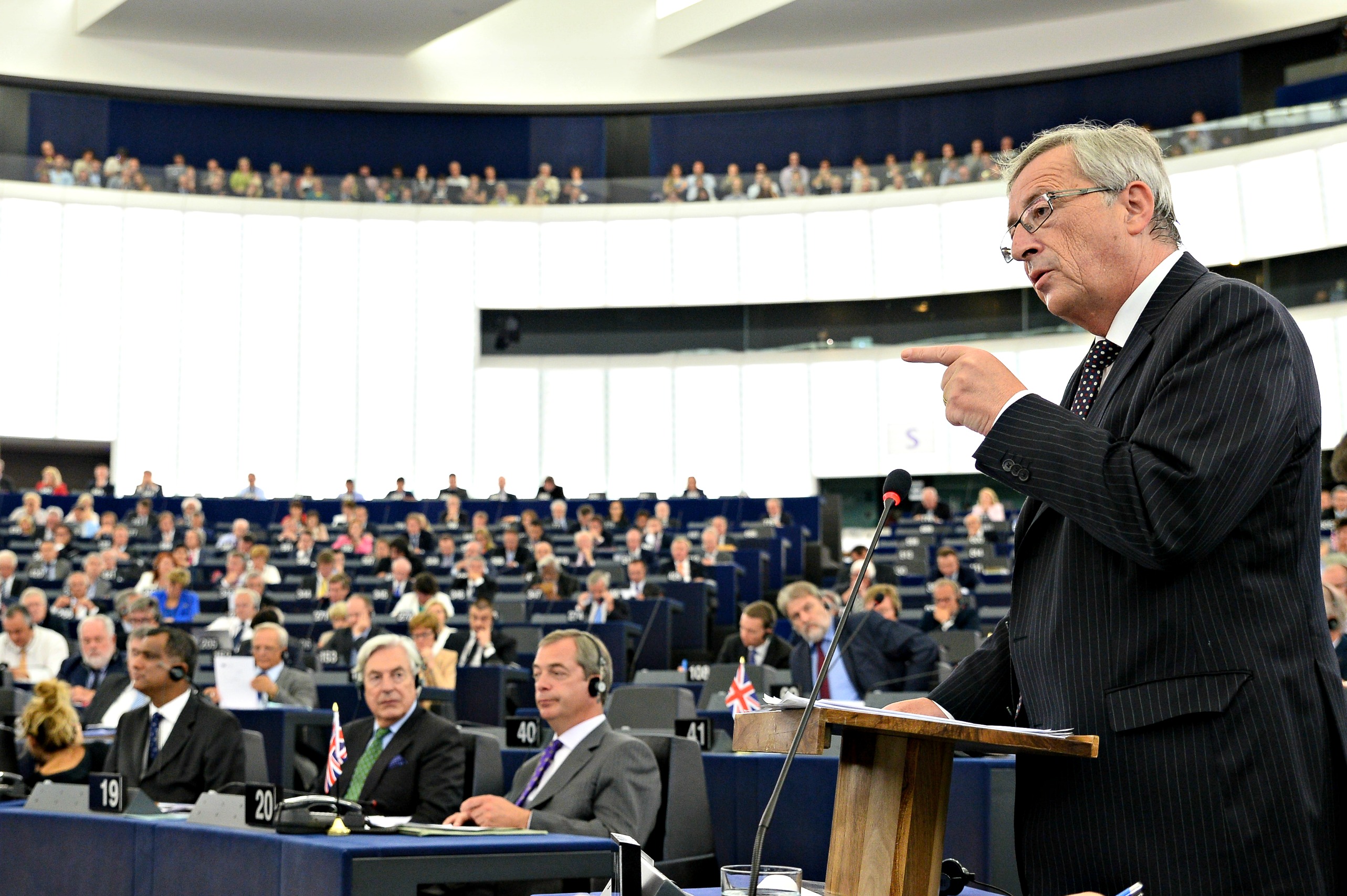 Les eurodéputés font peu de cas de la motion de censure des eurosceptiques 