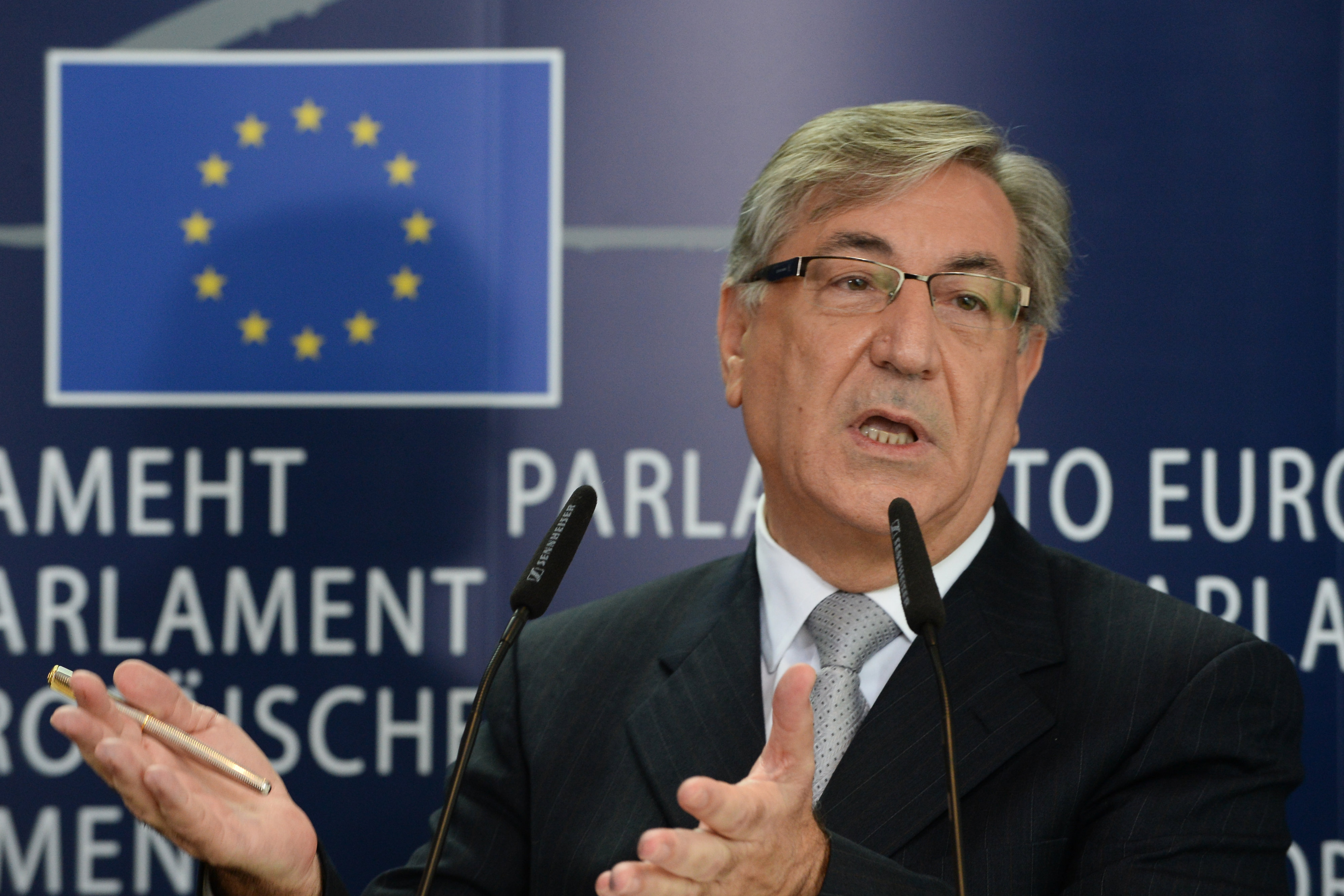 Le nouveau commissaire à l&rsquo;environnement, Karmenu Vella, originaire de Malta, est déjà confronté a beaucoup de critiques. [EC}