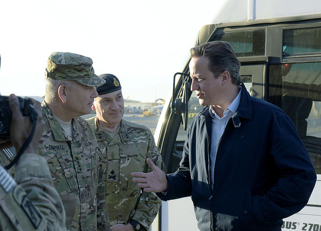Cameron durcit le ton face aux djihadistes britanniques