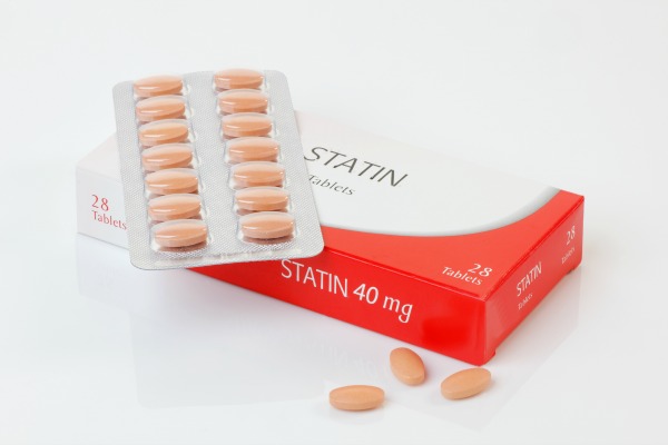 Une étude recommande la prescription systématique de statines aux seniors 