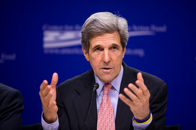 John Kerry envisage la fin des sanctions contre la Russie