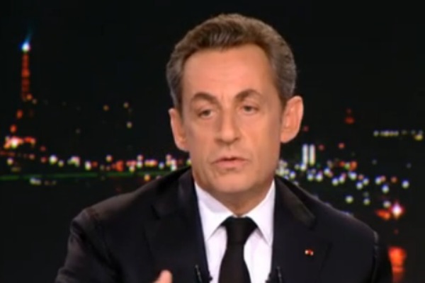 Nicolas Sarkozy prend la tête de l'UMP sur fond d'embouteillage de candidats pour 2017