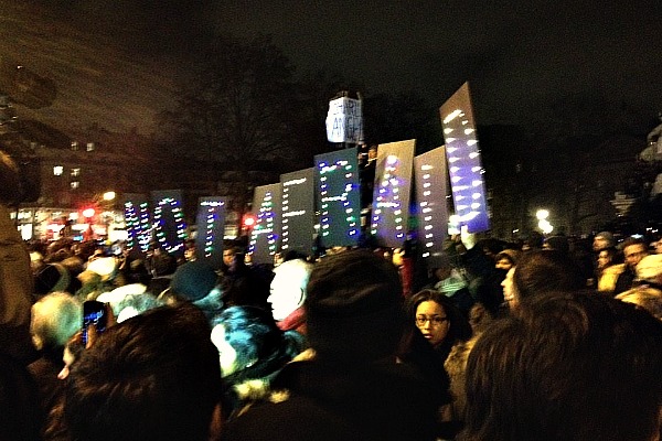 En direct: la France en deuil après l'attentat contre Charlie Hebdo 