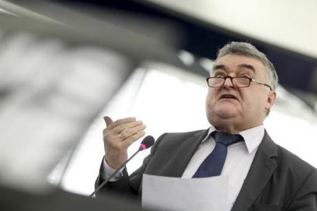 L'Allemagne outrée par la clémence de Bruxelles sur le déficit français