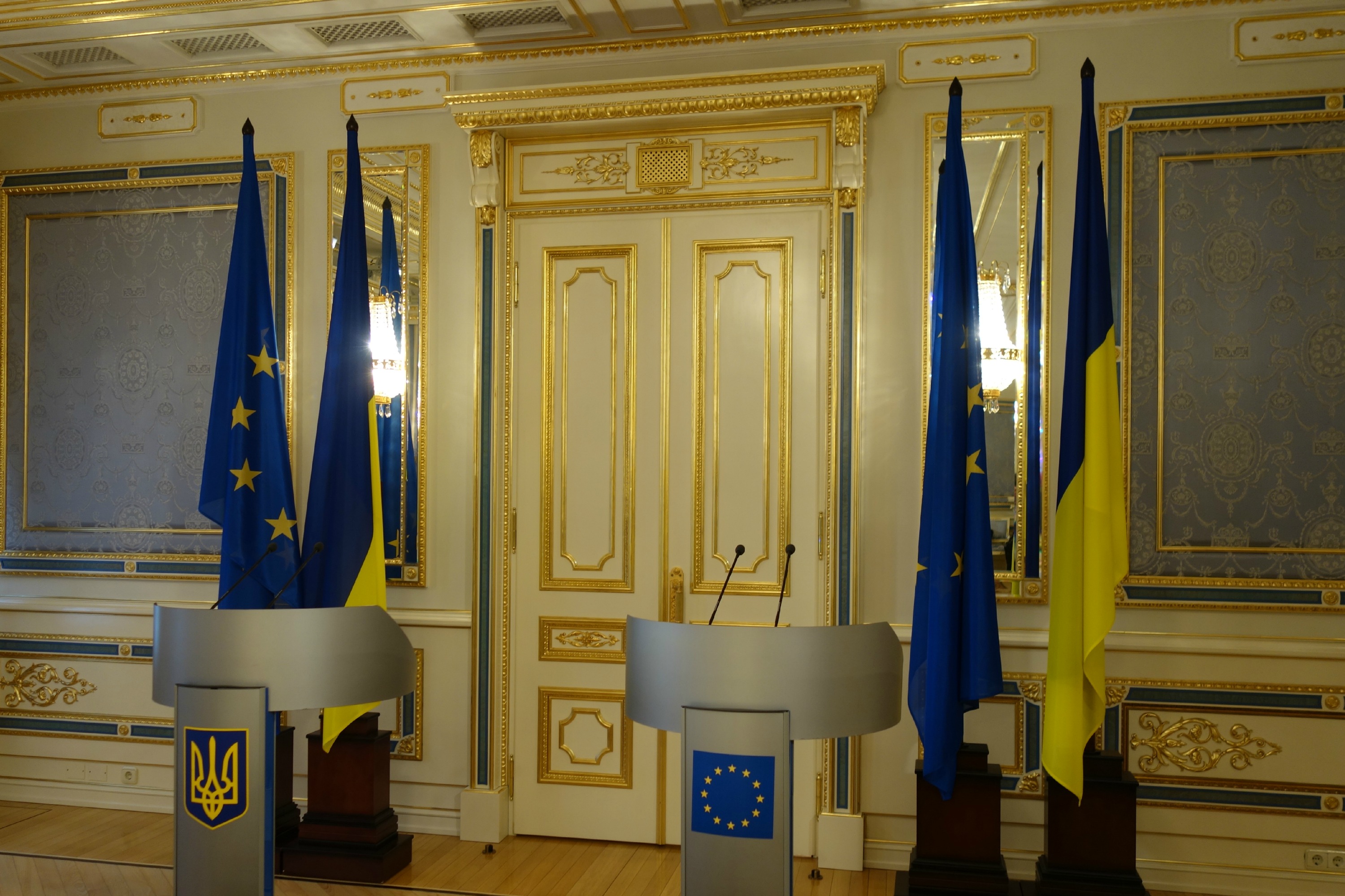 Jean-Claude Juncker annule sa visite à Kiev et la remplace par un sommet UE-Ukraine