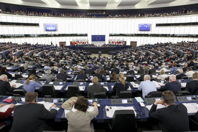 Les eurodéputés  font volte-face sur  la clause d’arbitrage du TTIP 