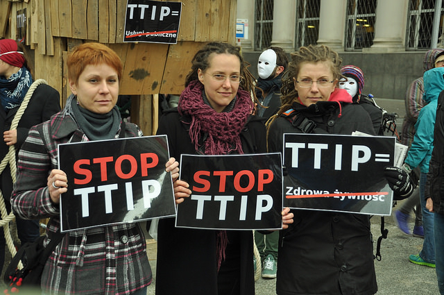 La Commission défend l'intégration du volet « santé » dans le TTIP