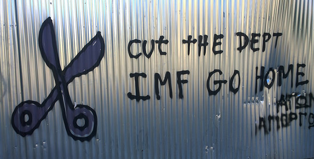 La Grèce repousse ses paiements au FMI à la fin du mois