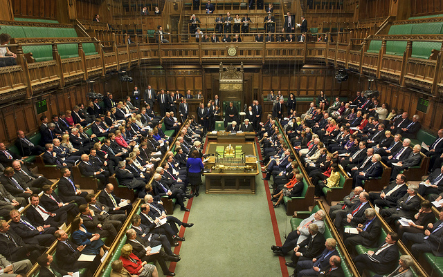 Le référendum sur le Brexit franchit une première étape au parlement britannique