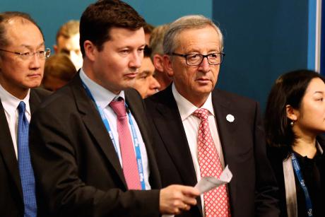 Les commentaires de Juncker sur ses collègues jettent un froid à Bruxelles