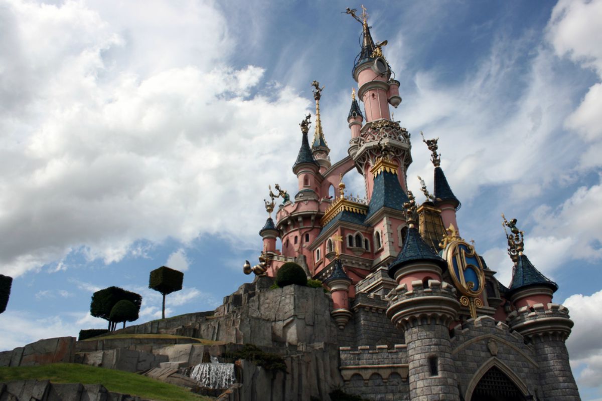 Les tarifs de Disneyland pour les étrangers dans le collimateur de Bruxelles