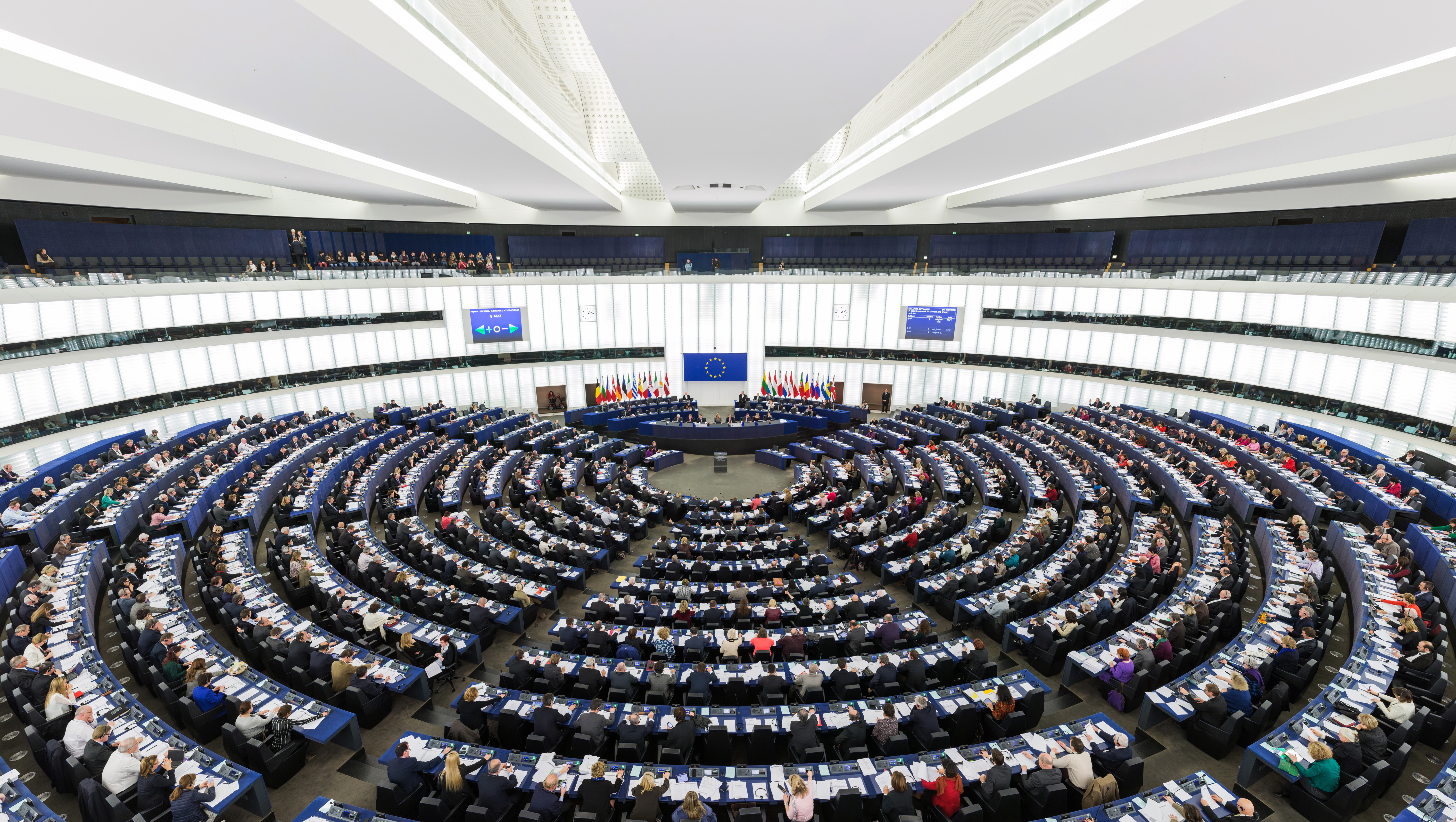 Parlement européen : un groupe de travail inter-commissions pour contrôler la mise en œuvre de l’AI Act