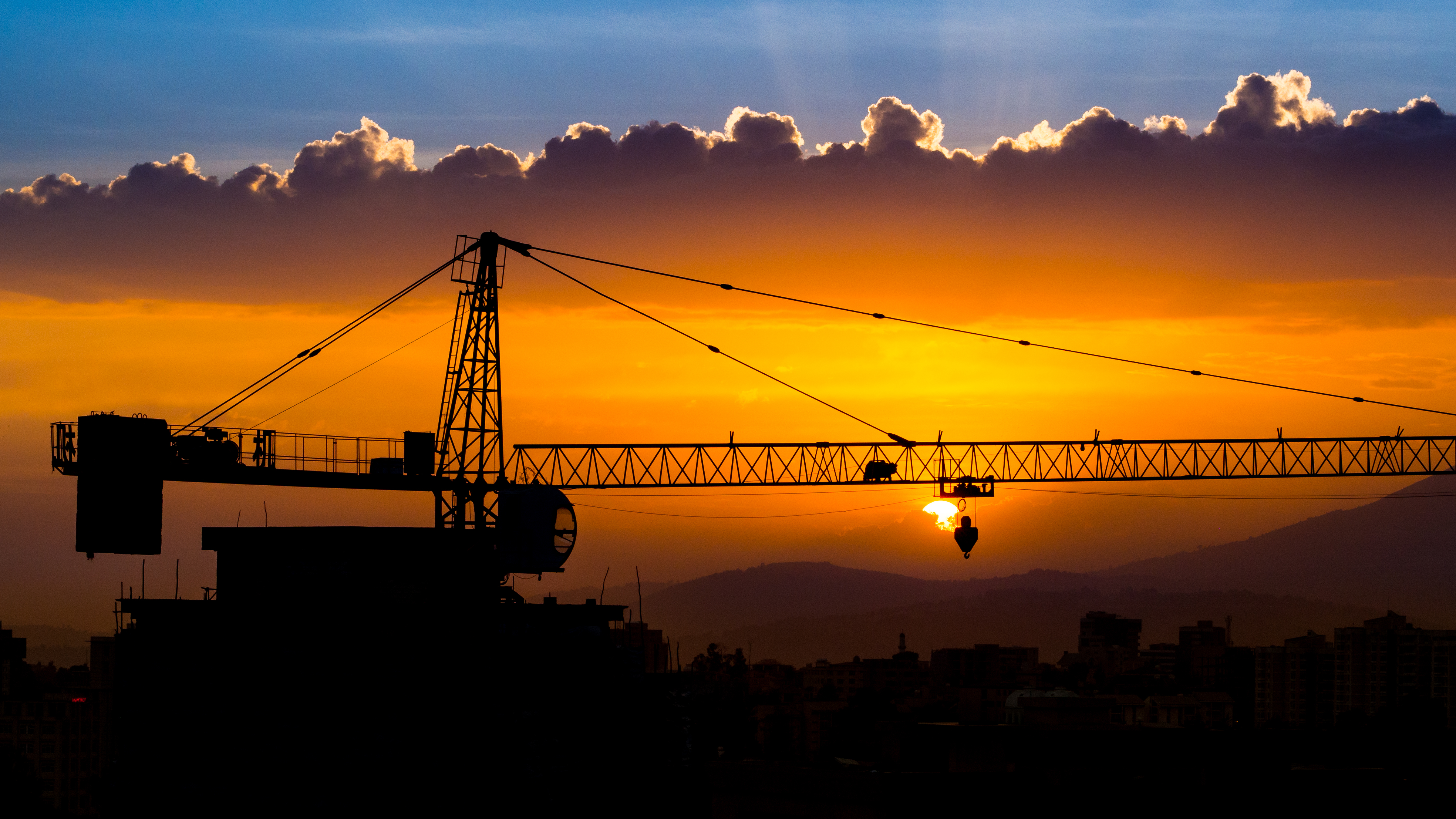 Des grues à Addis Abeba, capitale de l&rsquo;Ethopie