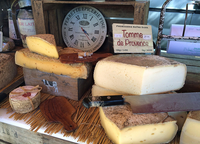Les fromagers européens grognent contre les quotas du CETA