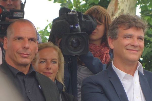 À Frangy-en-Grèce, Varoufakis s’alarme du déficit démocratique de l’UE