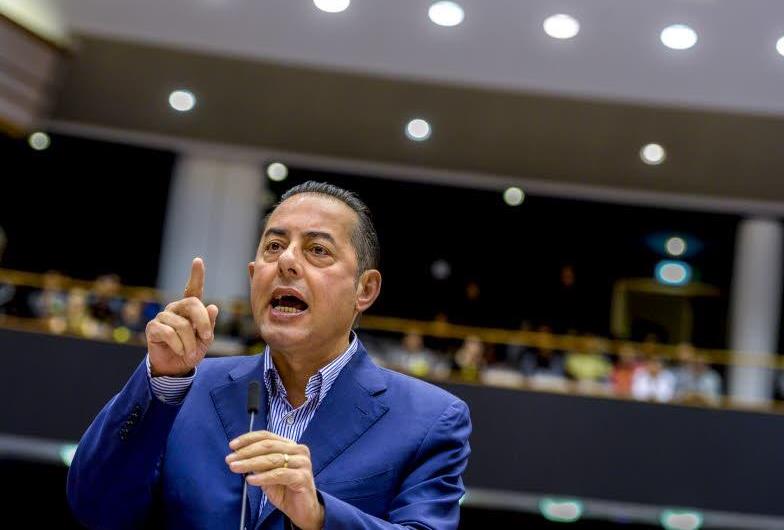 La nouvelle coalition gouvernementale grecque agace les socialistes européens 