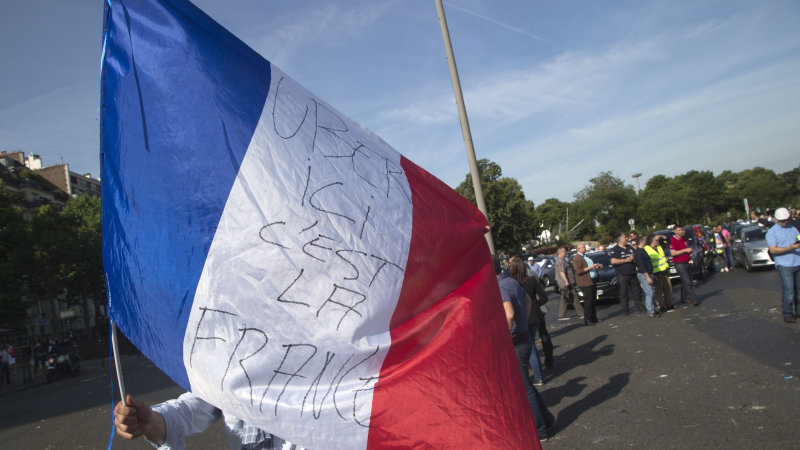 La Commission enquête sur la brouille entre Uber et la France