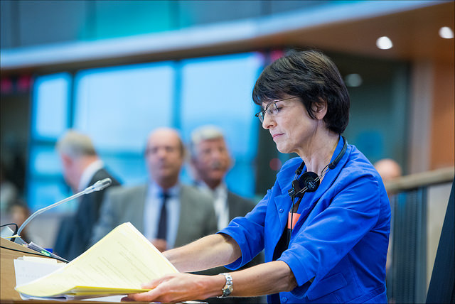 Contre le chômage, la Commission prône l'ouverture du marché du travail