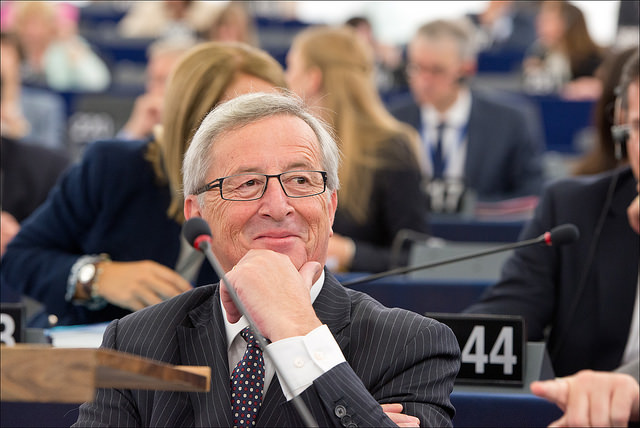Juncker envisage une transparence fiscale plus stricte pour les multinationales