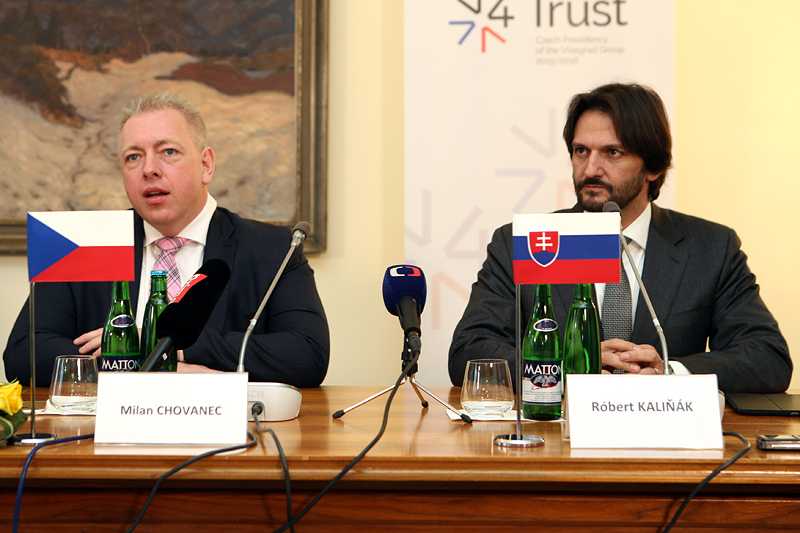 L'Allemagne accueille deux fois plus de réfugiés que le groupe de Visegrad