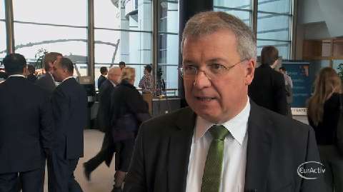 Markus Ferber : le rachat de dette souveraine dépasse le mandat de la BCE