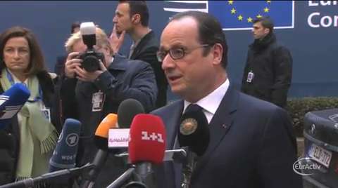 Hollande: "L'accord sur l'Ukraine est une lueur d'espoir"