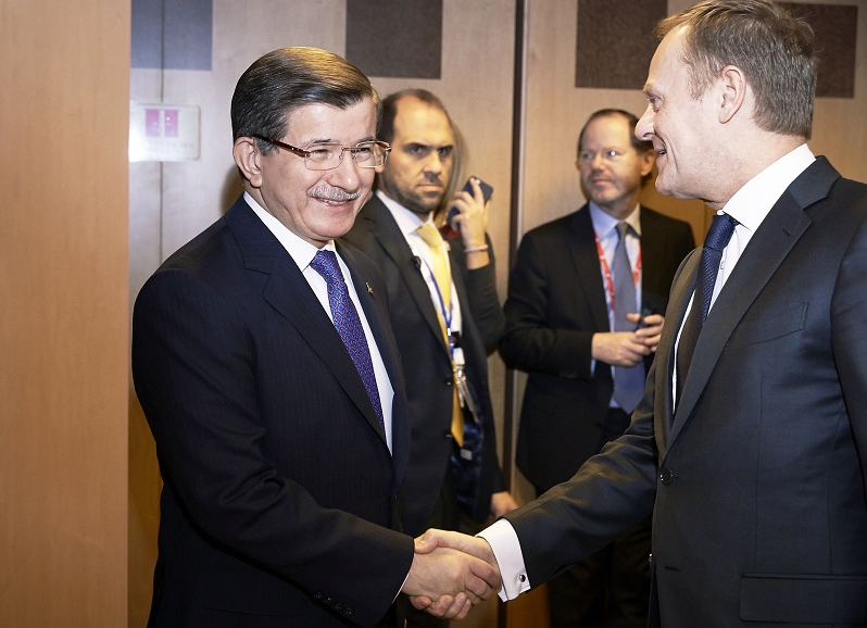En direct : l'UE et la Turquie concluent un accord sur la crise des réfugiés