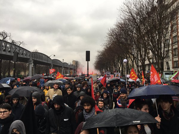 La Commission européenne se réjouit de la loi El Khomri