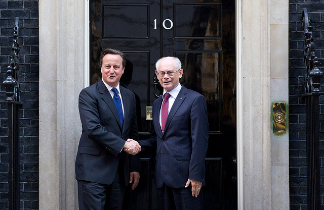 Cameron dans la tourmente  après les révélations des Panama papers
