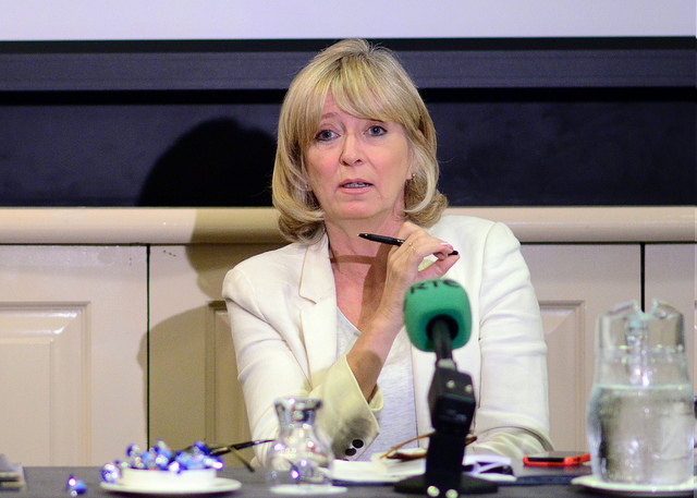 Les conseillers des commissaires européens intriguent la médiatrice