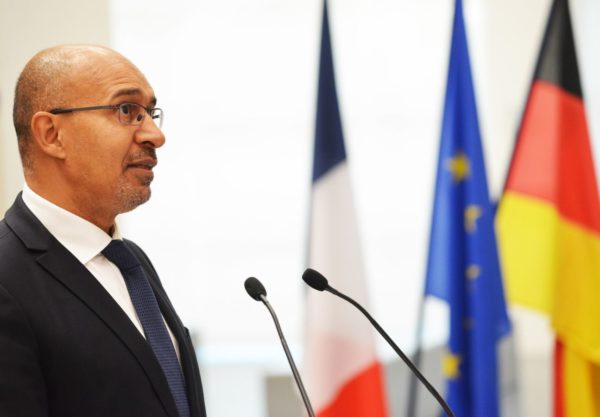 Harlem Désir : « Ceux qui demandent un referendum veulent détruire l’UE »