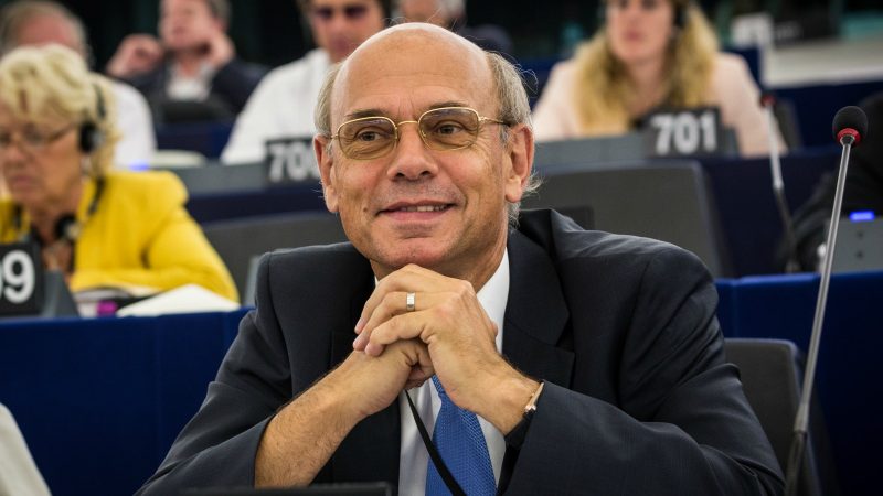 Un eurodéputé FN rejette la responsabilité de la crise migratoire sur George Soros