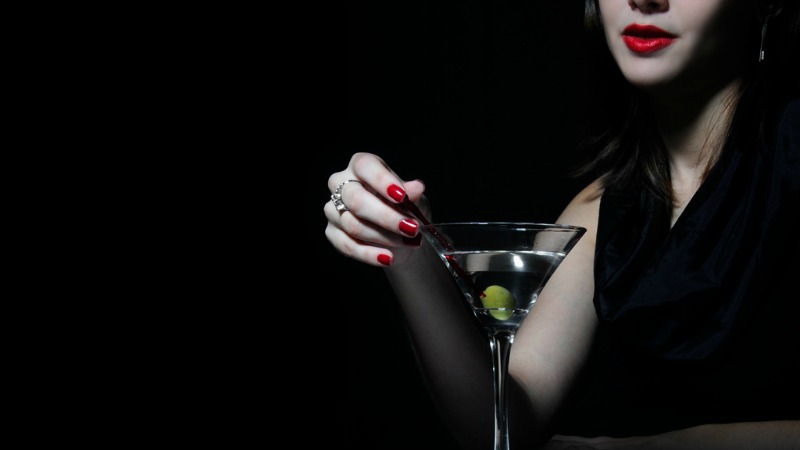 La Commission prête à assouplir les règles pour la publicité  sur l'alcool