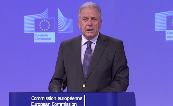 Bruxelles menace de sanctions les pays de Visegrád